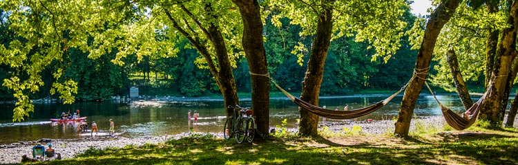 Camping 3 éotiles bord de rivière Rocamadour