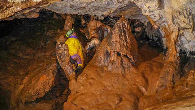 Camping spéléologie Vallée de le Dordogne