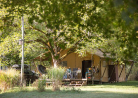 tente-safari-vallée-de-la-Dordogne